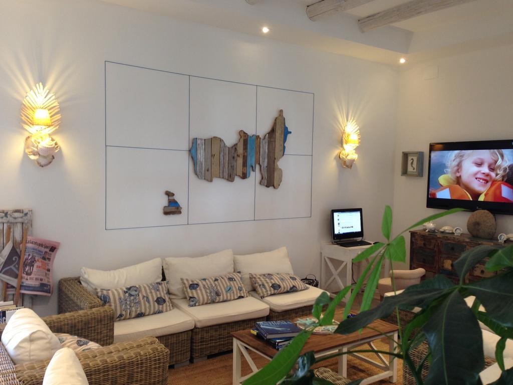 Hotel Villa Giulia Porto Azzurro Dış mekan fotoğraf